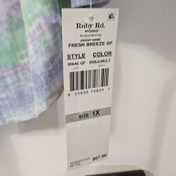 NWT! Pastel Colored Ruby Rd. V Neck Tunic Top! - Picture 2 of 5